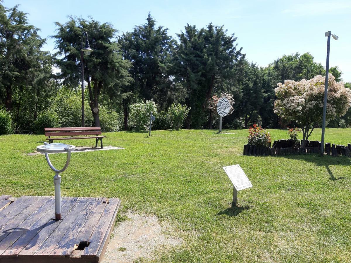 Captain'S Beauty & Wellness House Stratoni Eksteriør billede